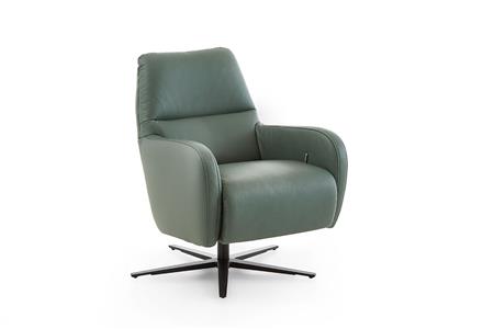  - Leather armchair , Model Ponti