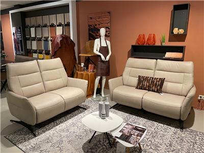 Lederland AMSTERDAM Showroommodel 2 + 2,5 zitsbank met relax Holmes