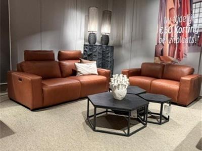 Lederland BEVERWIJK Showroommodel Armin 2 + 2,5 zits met 2 elec. rlx