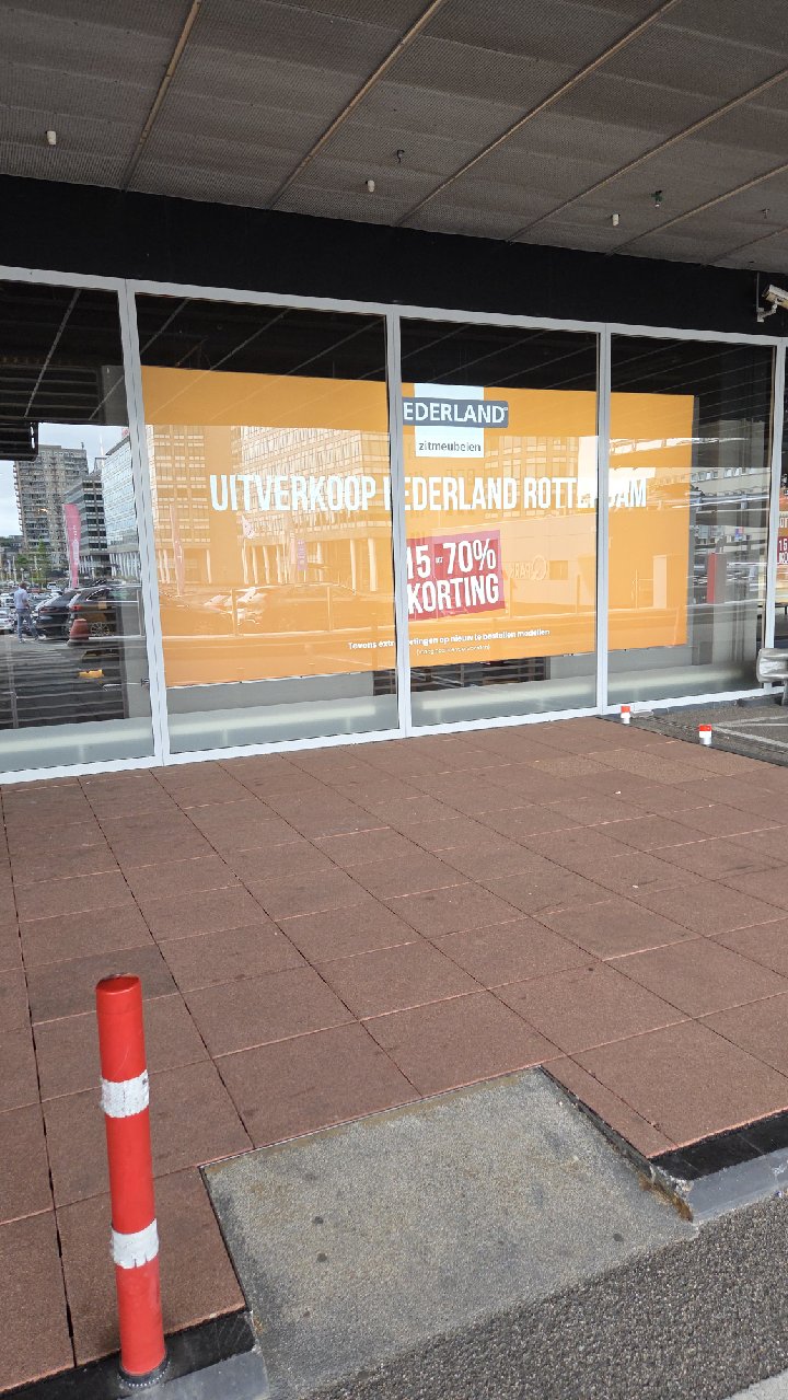 Uitverkoop  Roterdam